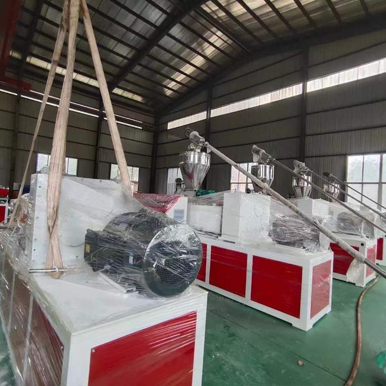 PVC管材生產線的出產工藝與特色