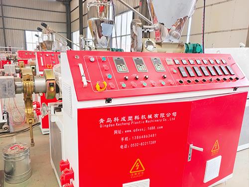 陰陽角線條生產(chǎn)設(shè)備廠家：陰陽角線的六大優(yōu)勢(shì)